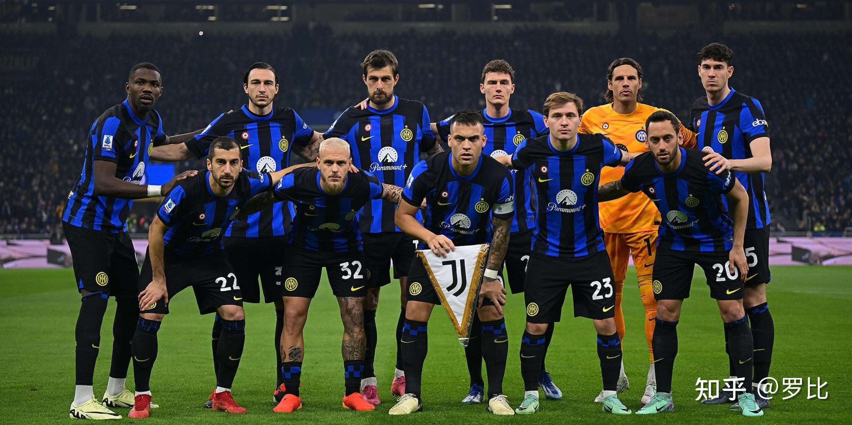 它充满了不 它充满了不