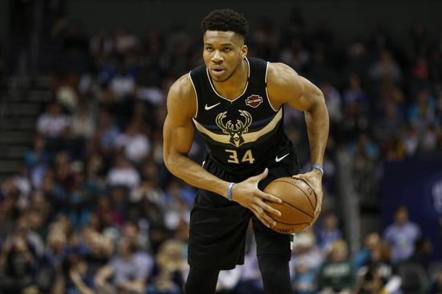 用他的表现 用他的表现