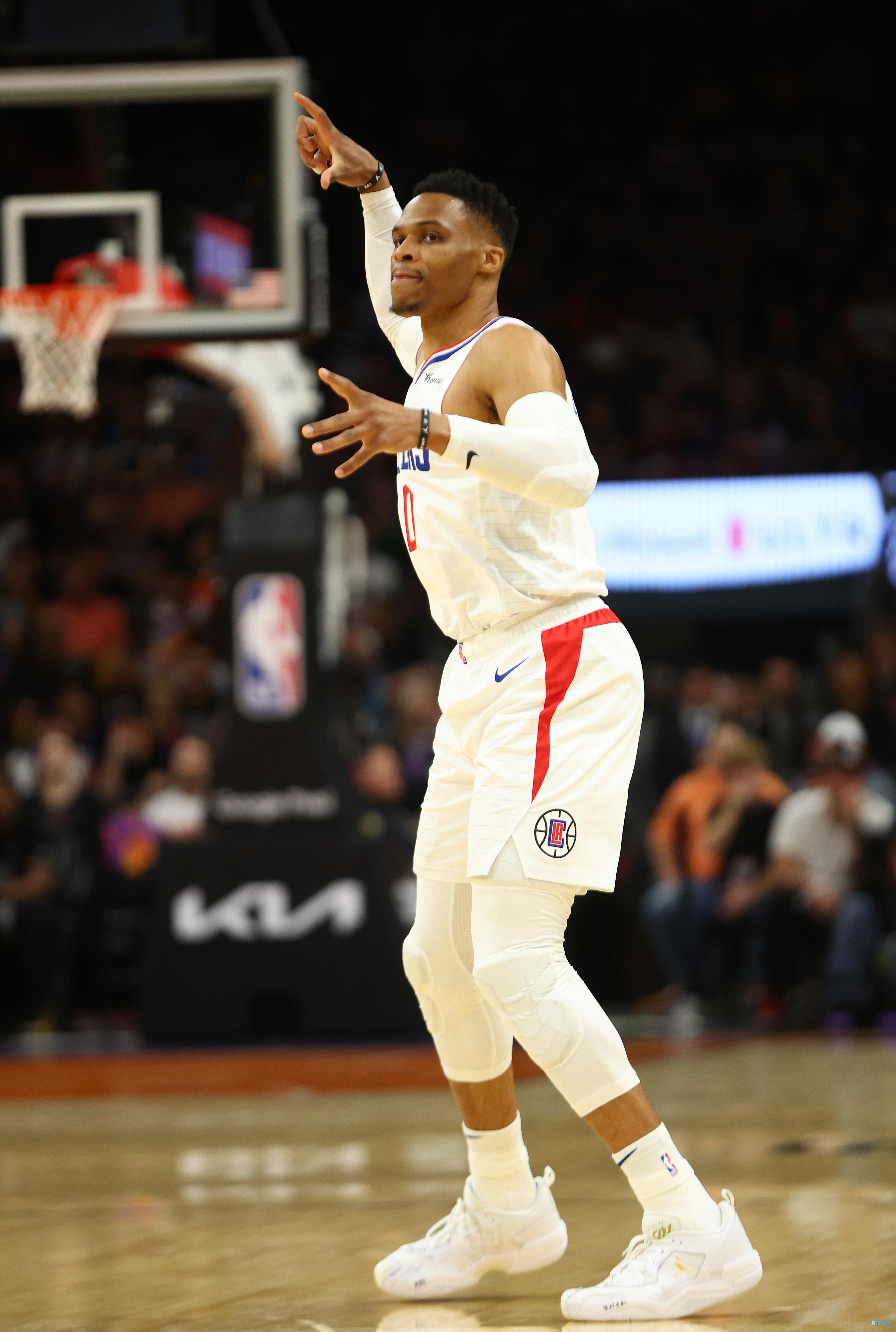 的本泽马凭 的本泽马凭