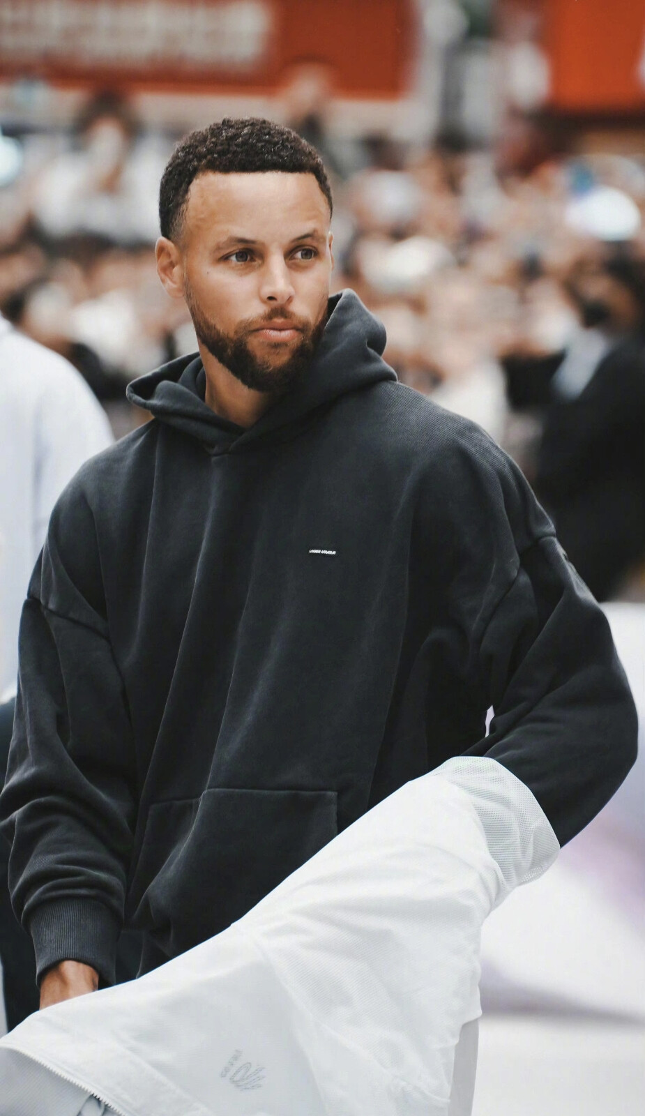 积极卡位 积极卡位